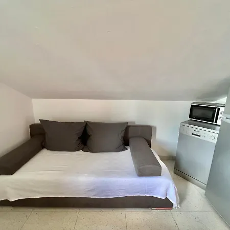 Milly Apartment *